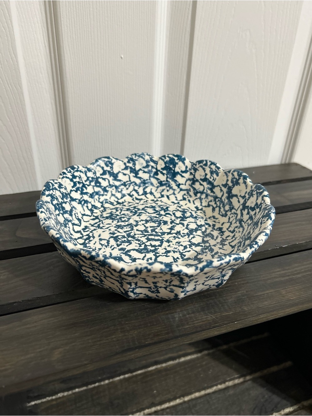 Vintage McCoy USA Blue & White Spongeware Scalloped Ceramic Bowl #7533
